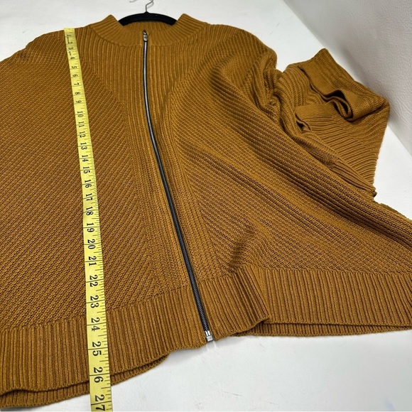 Like New Lululemon Softer knit Sweater Wrap, Gold, Size M/L - Picture 8 of 14